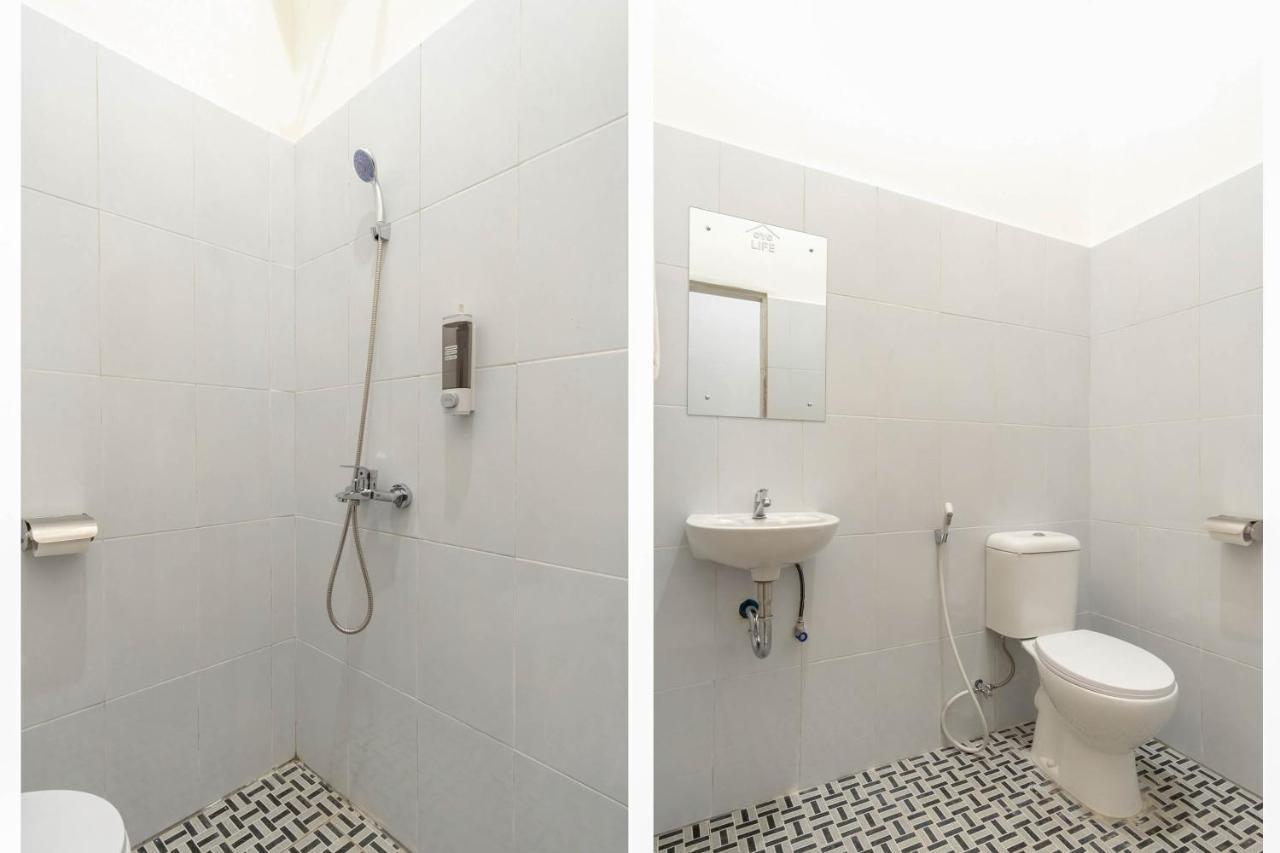Oyo Living 2843 Raz House Syariah Hotel Medan Buitenkant foto